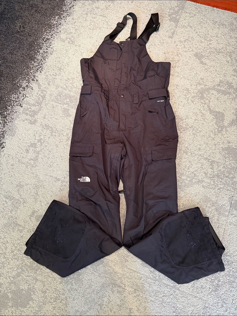 The North Face Men’s Black Waterproof Bib Snow Overalls - Medium